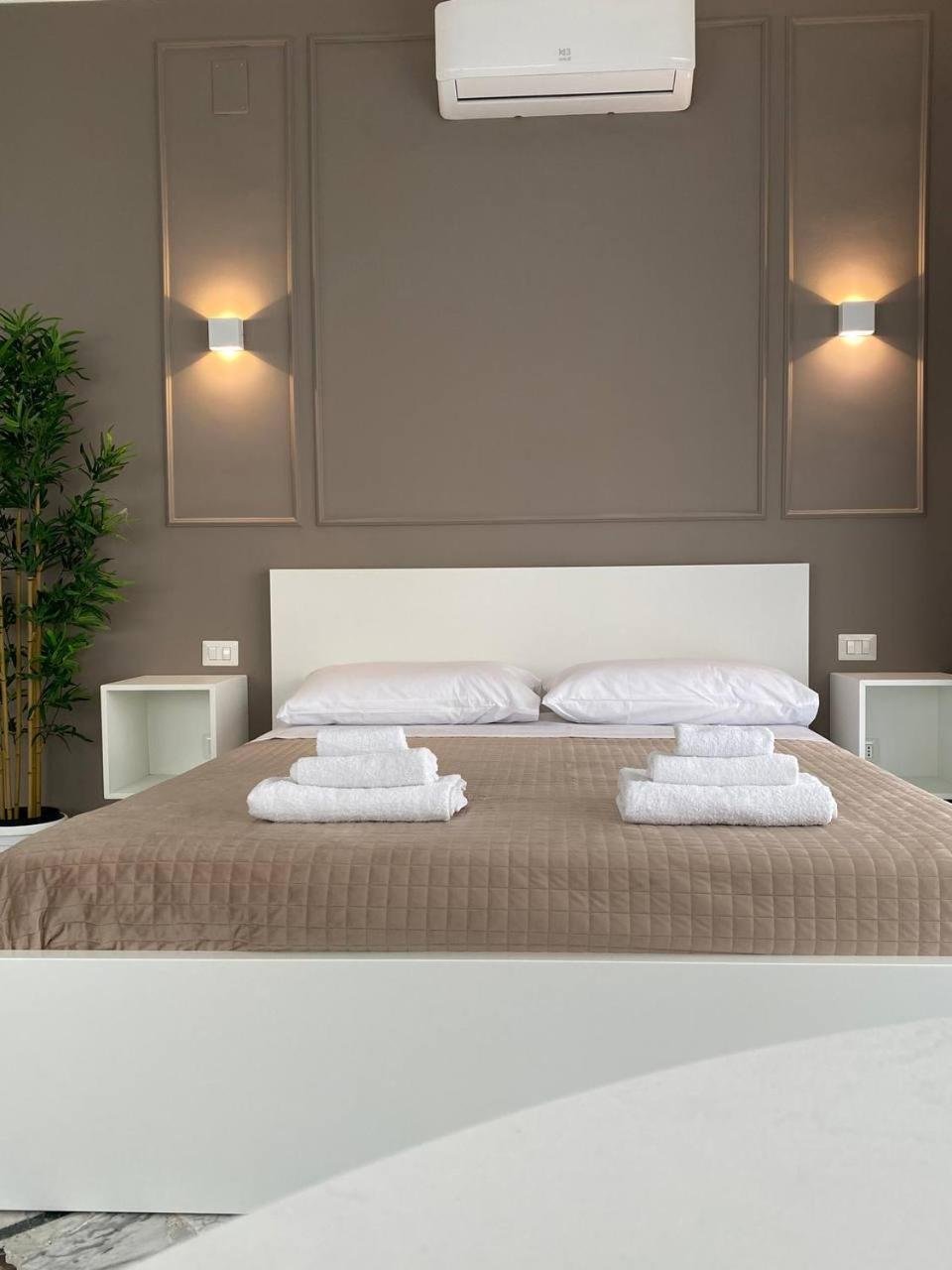 Quintino Sella Suites Бари Екстериор снимка