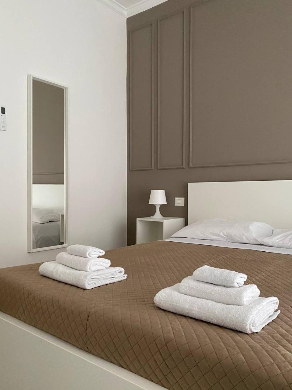 Quintino Sella Suites Бари Екстериор снимка